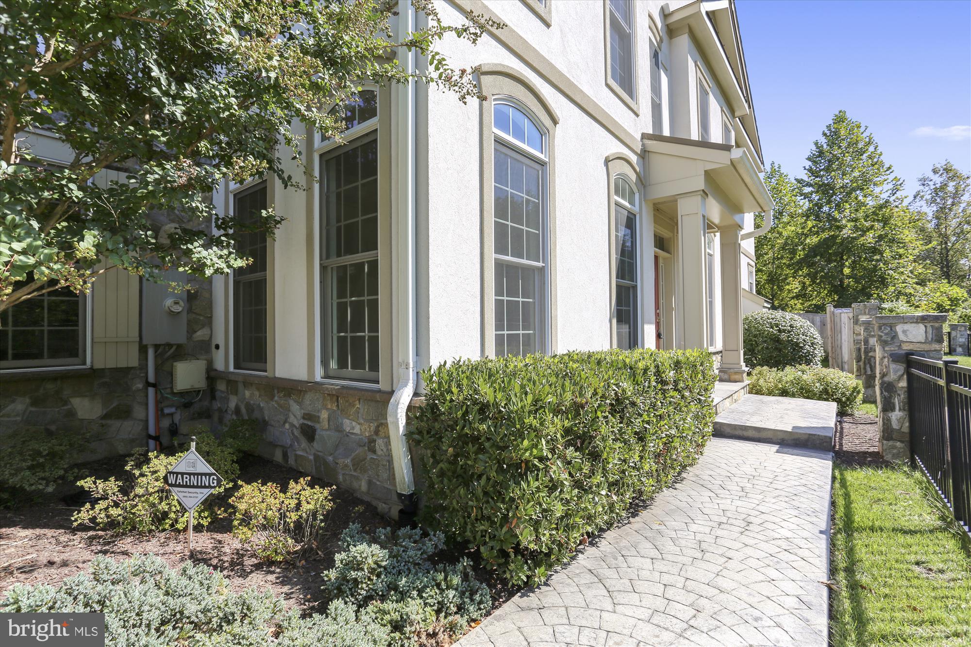 8205 River Quarry Place Bethesda, MD 20817 - Photo 3 of 114