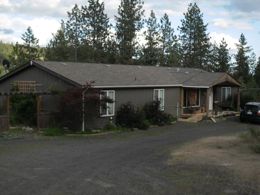 5641 South Swenson Road Nine Mile Falls, WA 99026 - Photo 1 of 20 Gallery Image 1