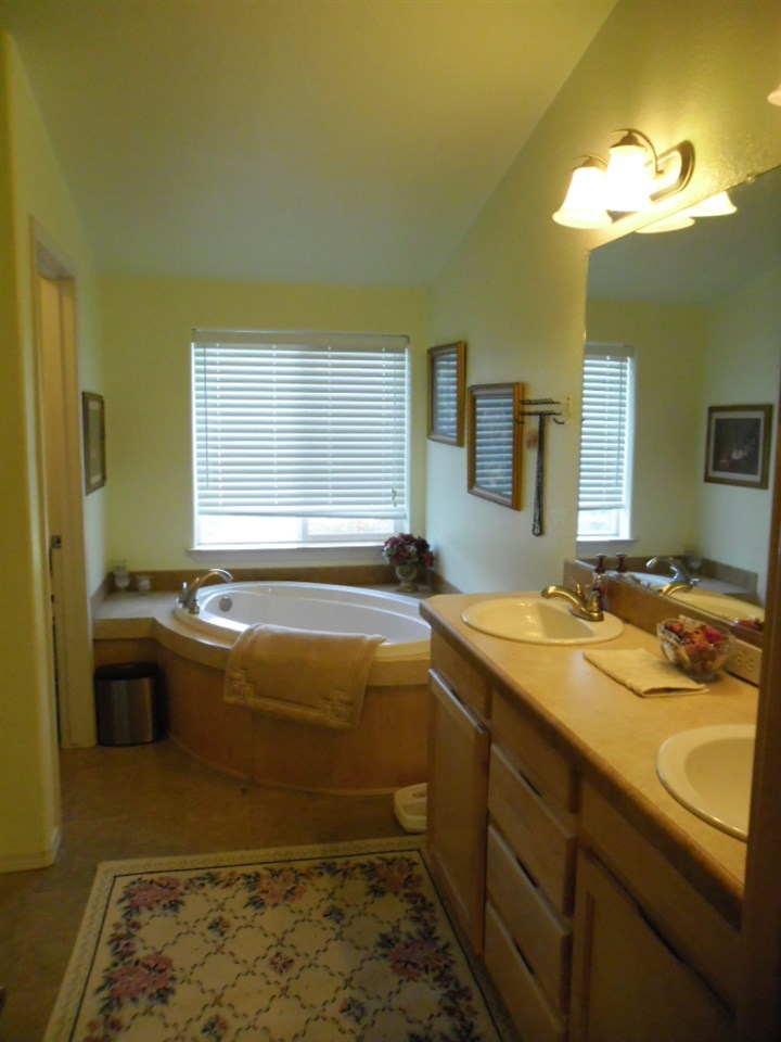 5641 South Swenson Road Nine Mile Falls, WA 99026 - Photo 10 of 20 Gallery Image 10