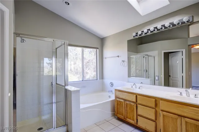 $2,000 | 162 Mountainside Drive, Henderson, NV 89012