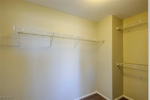 $2,000 | 162 Mountainside Drive, Henderson, NV 89012