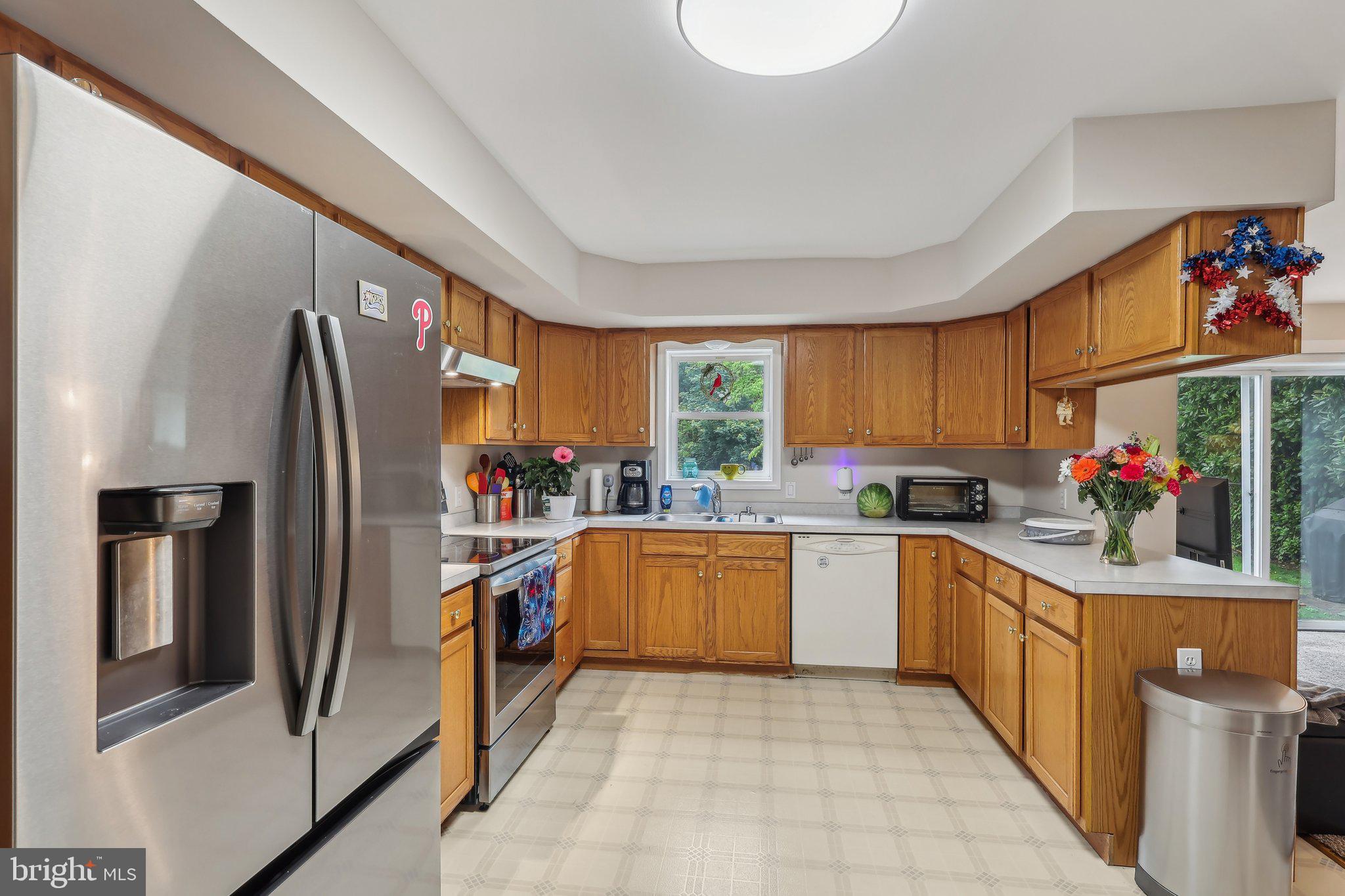 205 Linden Avenue Rutledge, PA 19070 - Photo 12 of 50 Kitchen