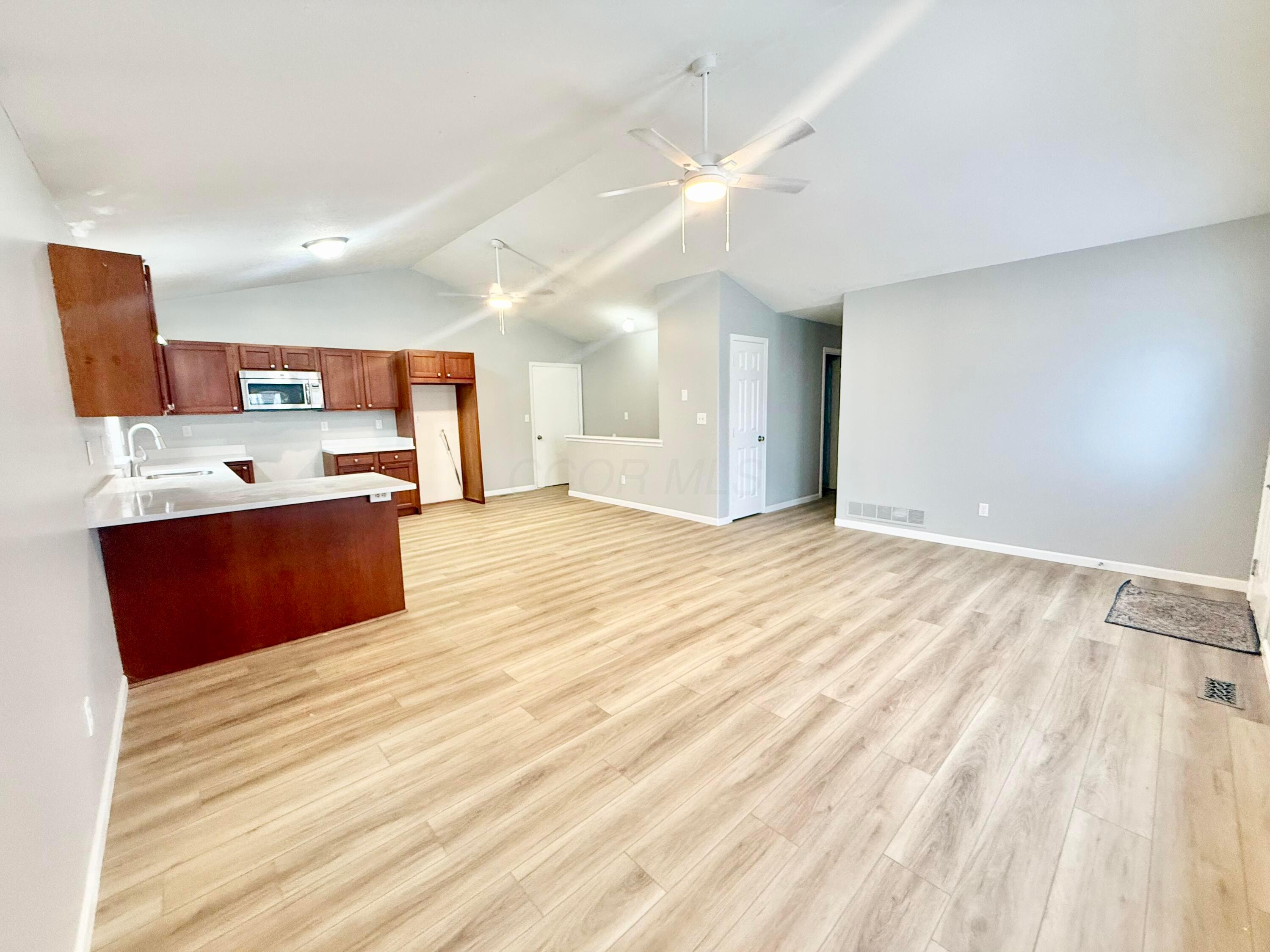 14853 King Road Howard, OH 43028 - Photo 7 of 31 4