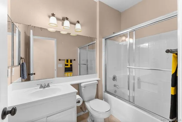 $649,999 | 814 Caminito Francisco, Chula Vista, CA 91913
