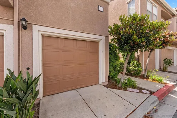 $649,999 | 814 Caminito Francisco, Chula Vista, CA 91913