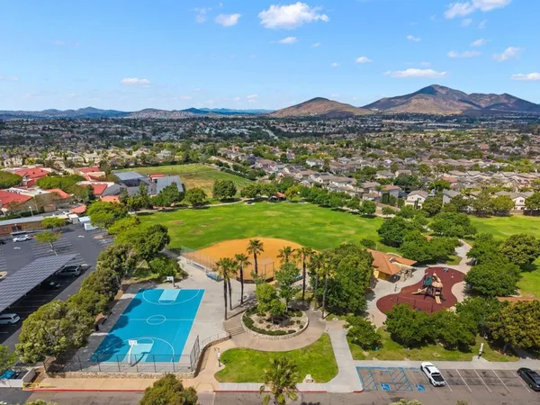 $649,999 | 814 Caminito Francisco, Chula Vista, CA 91913