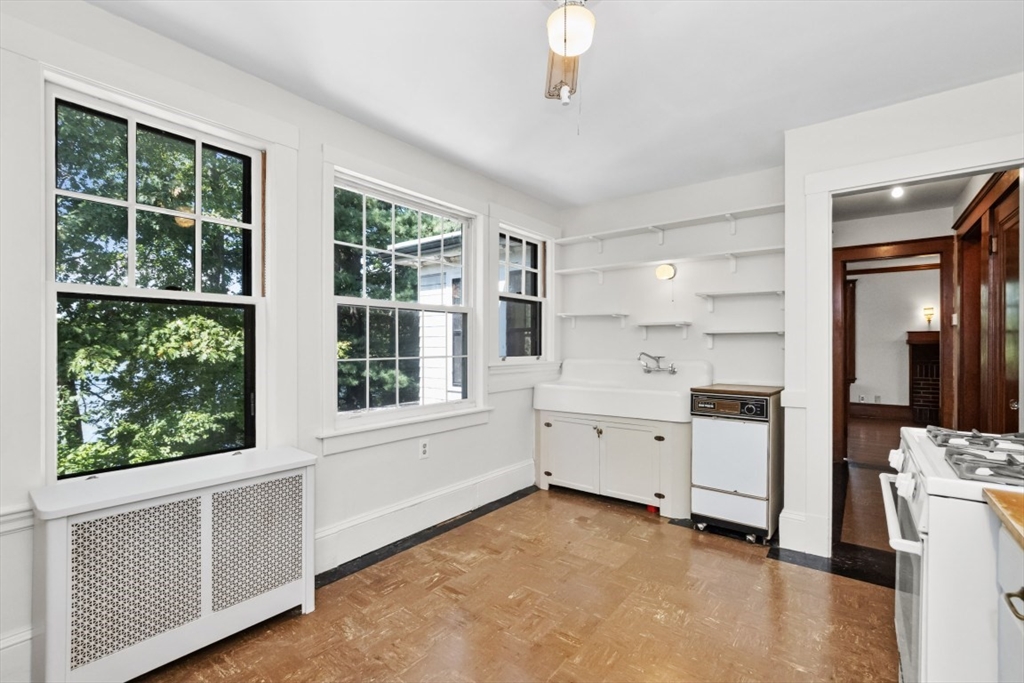 75 Riverview Avenue Waltham, MA 02453 - Photo 11 of 41