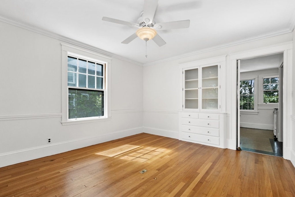 75 Riverview Avenue Waltham, MA 02453 - Photo 6 of 41