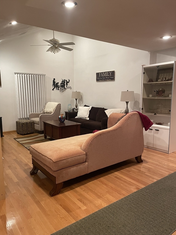 14 Line Road Wakefield, MA 01880 - Photo 3 of 12 Gallery Image 3