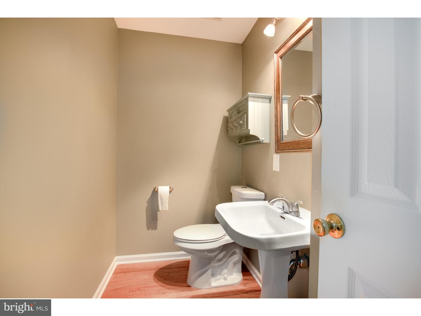 208 Harbour Ridge Lane Downingtown, PA 19335 - Photo 5 of 21 Gallery Image 5