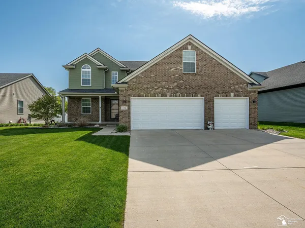 $389,900 | 336 White Owl Lane, Dundee, MI 48131