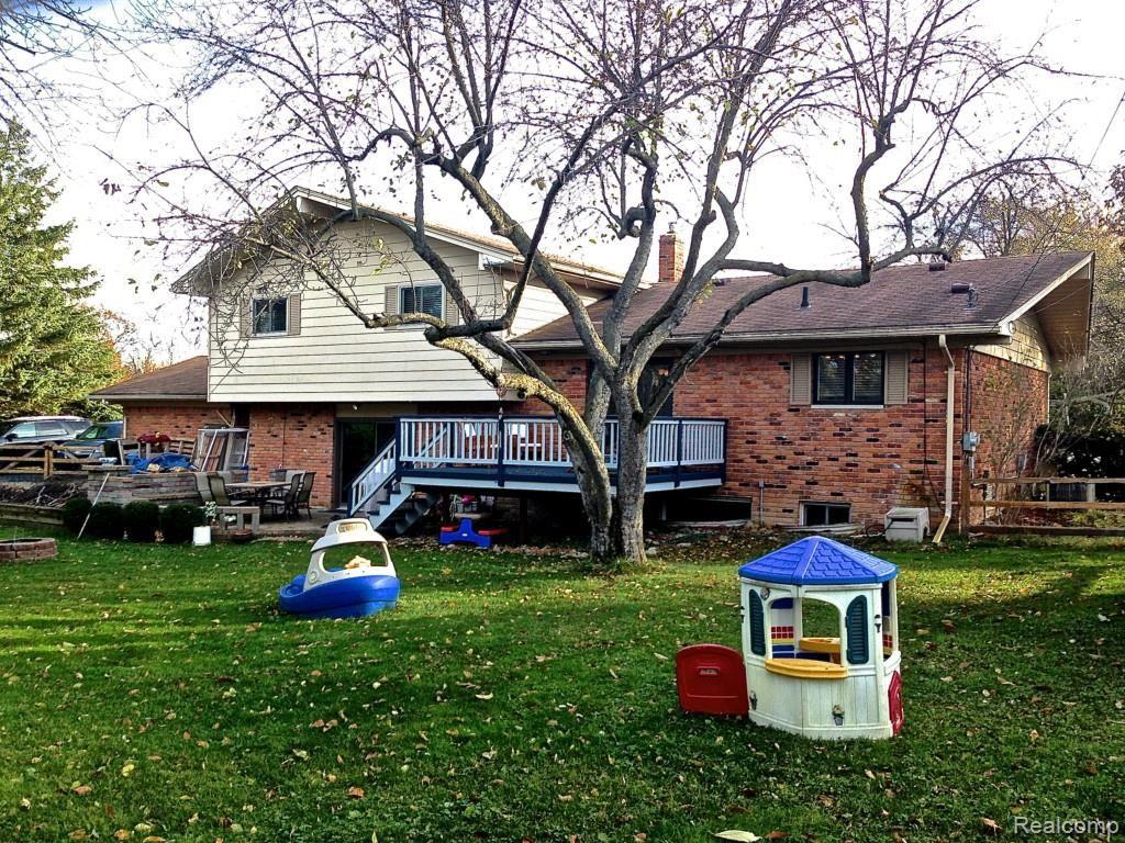 2452 Blockton Road Rochester Hills, MI 48306 - Photo 8 of 21