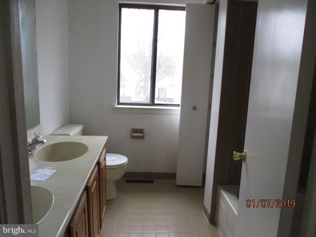 924 Sage Road West Chester, PA 19382 - Photo 21 of 22 Hall Bath