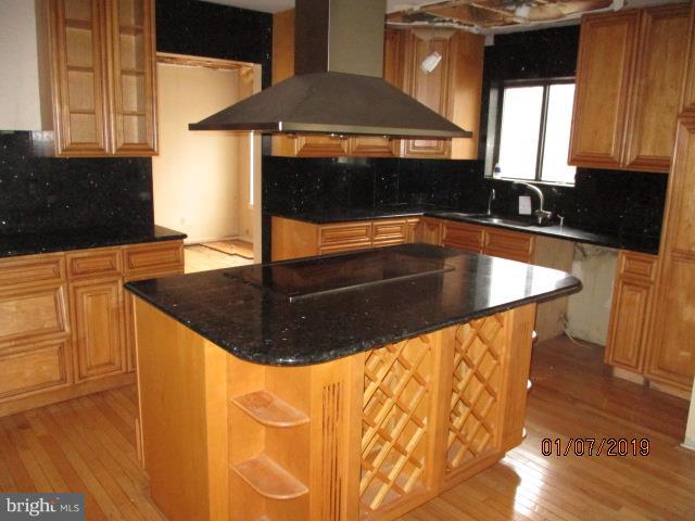924 Sage Road West Chester, PA 19382 - Photo 7 of 22 kitchen
