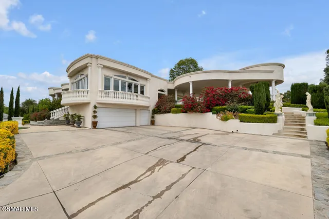 $2,699,000 | 932 Rosario Drive, Thousand Oaks, CA 91362