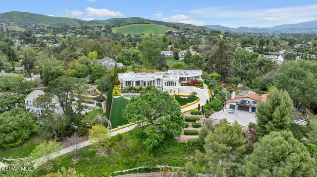 $2,699,000 | 932 Rosario Drive, Thousand Oaks, CA 91362