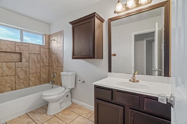 $2,950 | Undisclosed Address, Austin, TX 78749