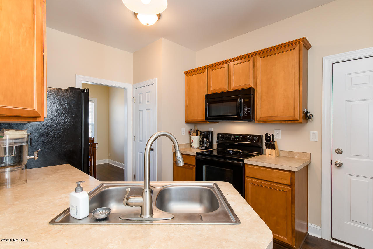 231 Scott-Jenkins Road Jacksonville, NC 28540 - Photo 8 of 20 RE-17
