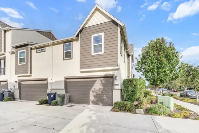 a view of house with outdoor space