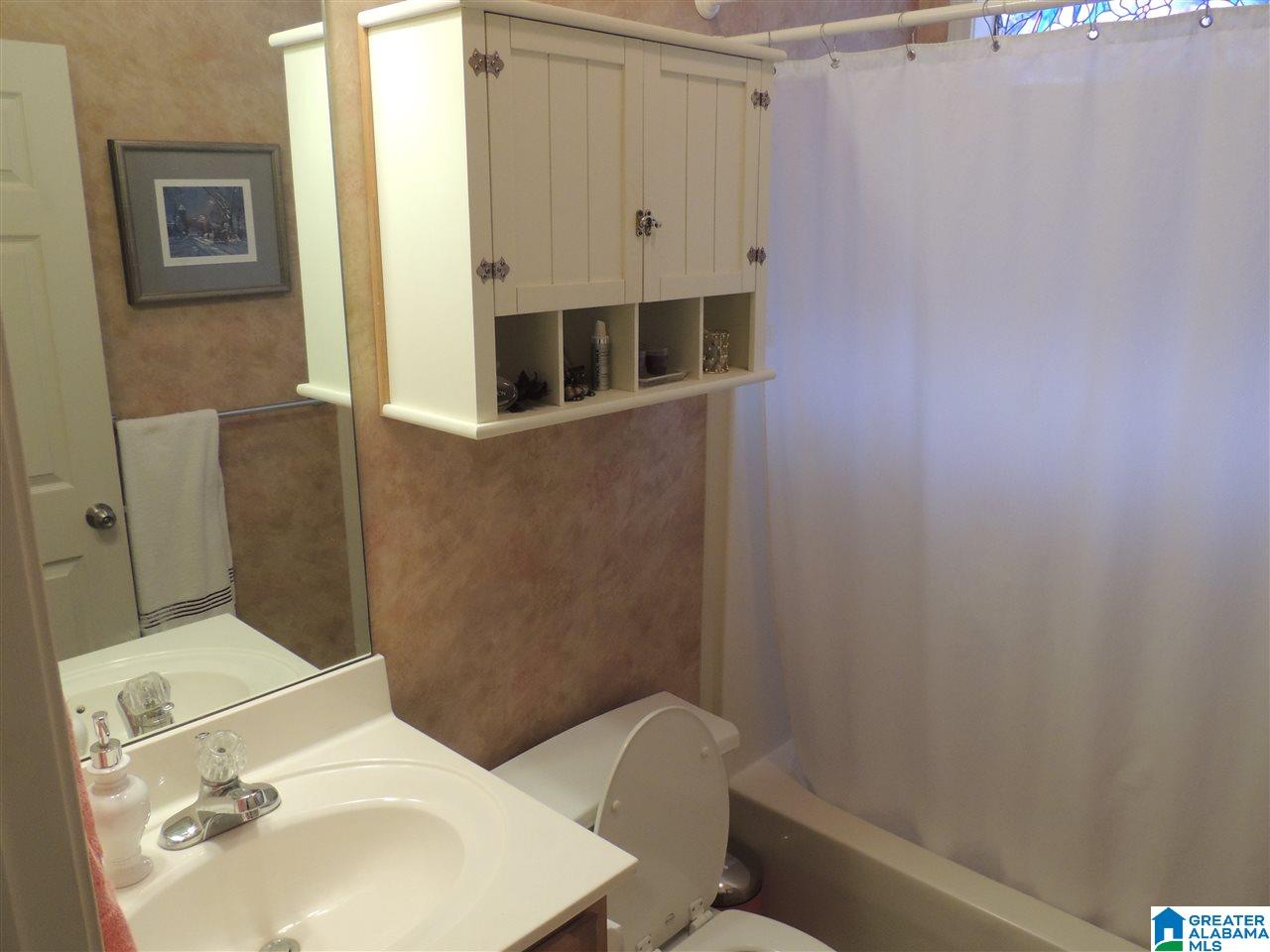 132 Heather Lane Pelham, AL 35124 - Photo 7 of 21