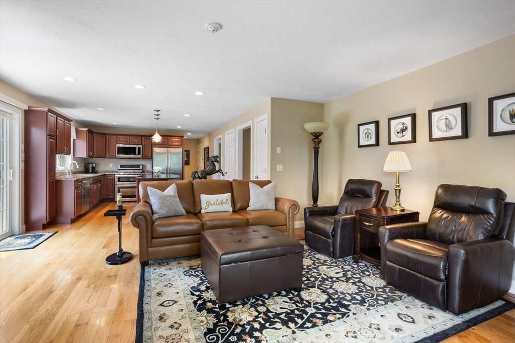 534 Newtown Road Littleton, MA 01460 - Photo 14 of 40 Gallery Image 14