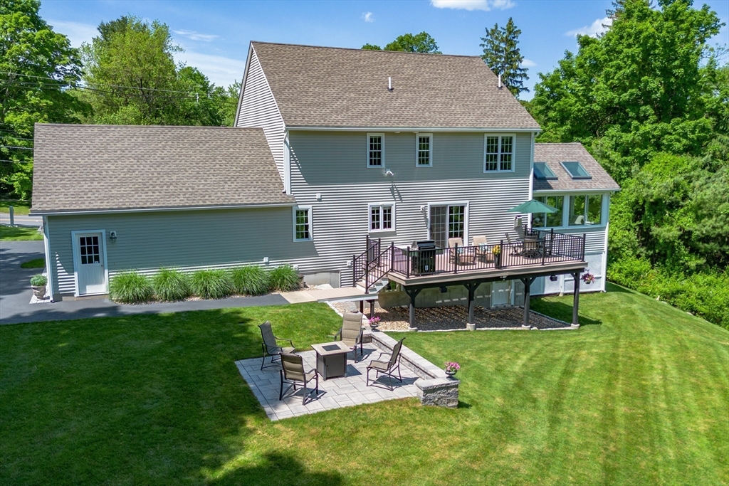 534 Newtown Road Littleton, MA 01460 - Photo 3 of 40 Gallery Image 3