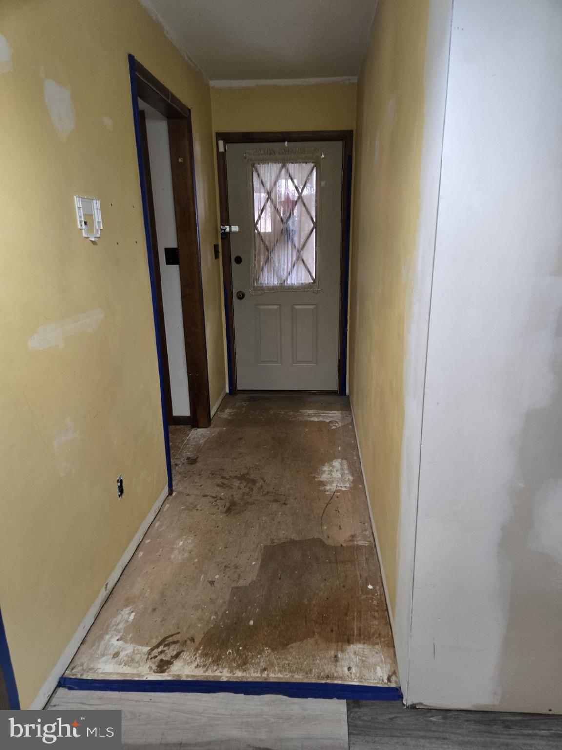 73 Old Company Road Barto, PA 19504 - Photo 13 of 44 Side door entry