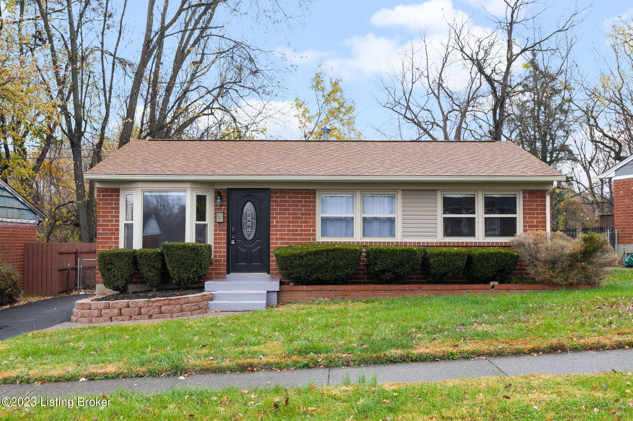 621 Edith Road Louisville, KY 40206 - Photo 1 of 35 621 Edith Rd-1
