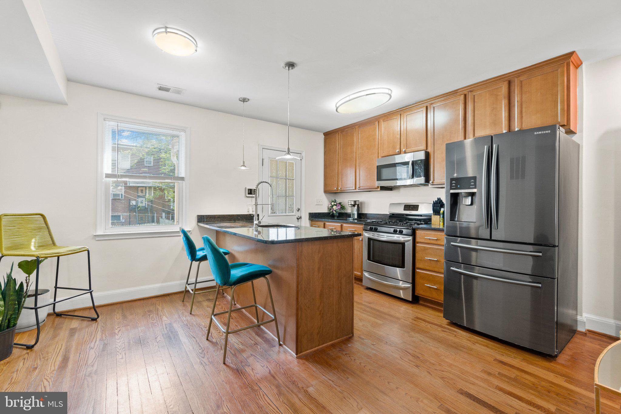 1621 R Street Southeast Washington, DC 20020 - Photo 4 of 21 Gallery Image 4