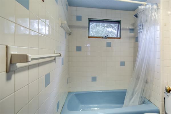 56 Longfellow Road Watertown, MA 02472 - Photo 22 of 30 Gallery Image 22