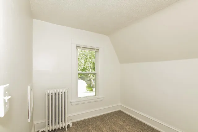 $1,899 | 250 North Irving Avenue, Minneapolis, MN 55405