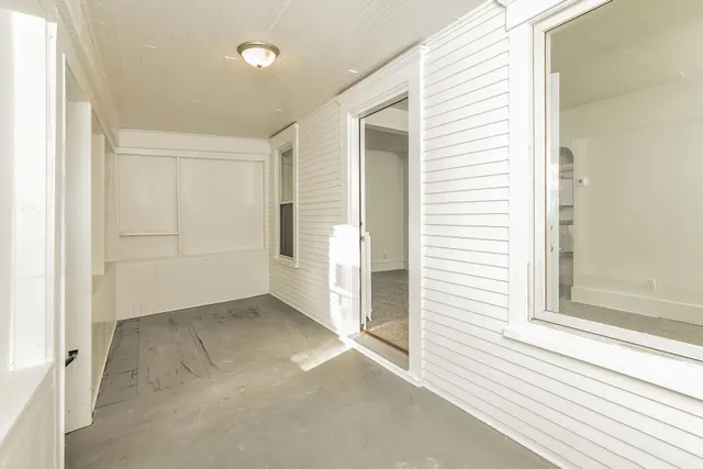 $1,899 | 250 North Irving Avenue, Minneapolis, MN 55405