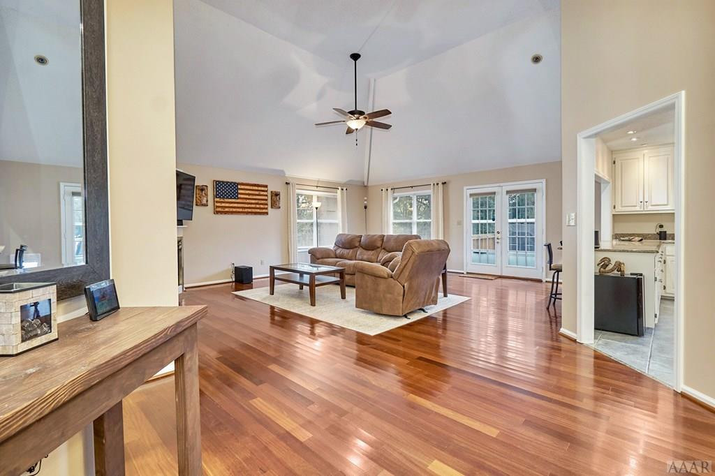 173 Launch Landing Road Moyock, NC 27958 - Photo 4 of 38 Gallery Image 4