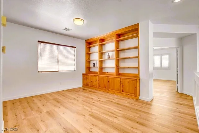 $2,800 | 10247 Splendor Ridge Avenue, Las Vegas, NV 89135