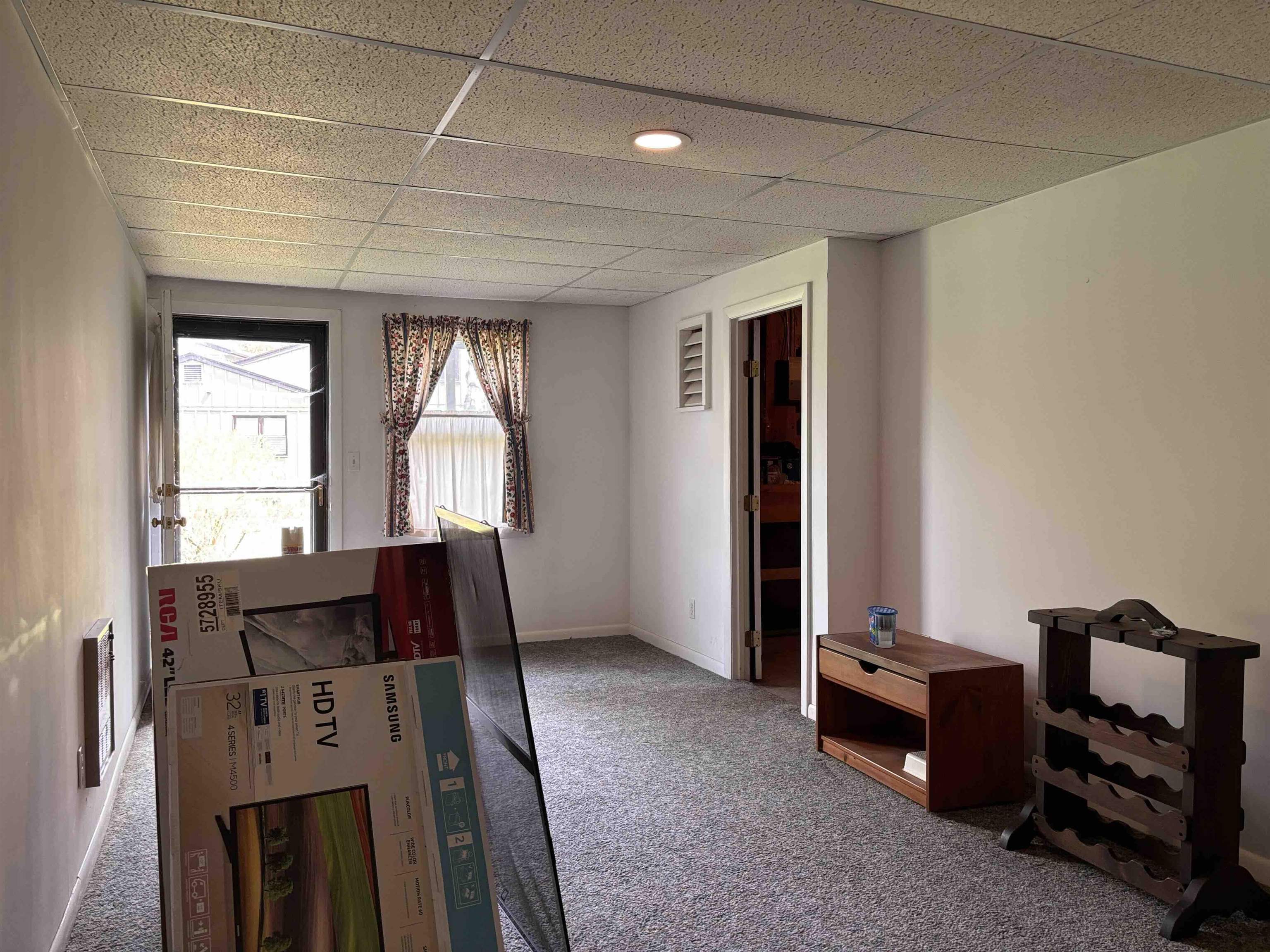 34 Floyd Avenue, Unit 24 Lebanon, NH 03784 - Photo 47 of 58