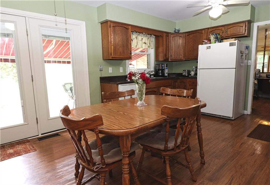 904 Ramblin Road Greenwood, IN 46142 - Photo 8 of 25 Gallery Image 8