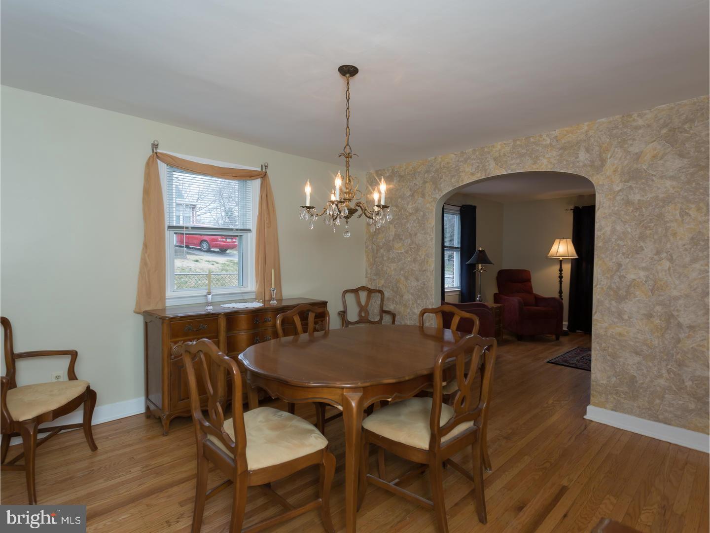 768 Eaton Road Springfield, PA 19064 - Photo 4 of 19 Gallery Image 4