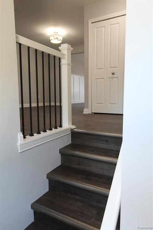 29451-29515 Hoover Road Warren, MI 48093 - Photo 6 of 19