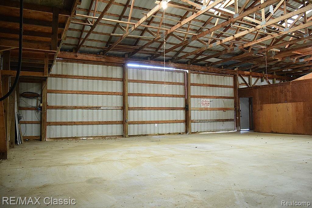 4543 North Seymour Road Flushing, MI 48433 - Photo 32 of 40 DSC_0073.jpg