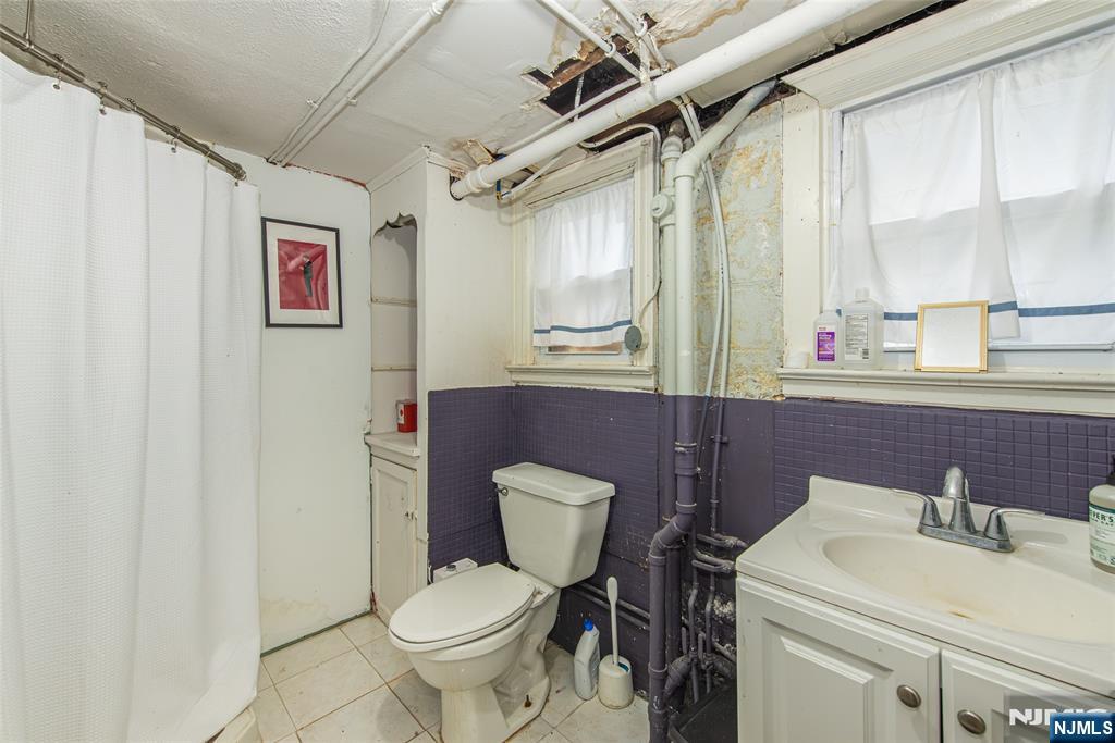 77 Forest Hill Road West Orange, NJ 07052 - Photo 34 of 45