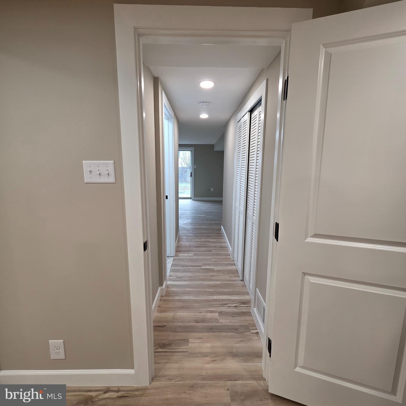 12702 Knights Road Philadelphia, PA 19154 - Photo 21 of 23 Gallery Image 21