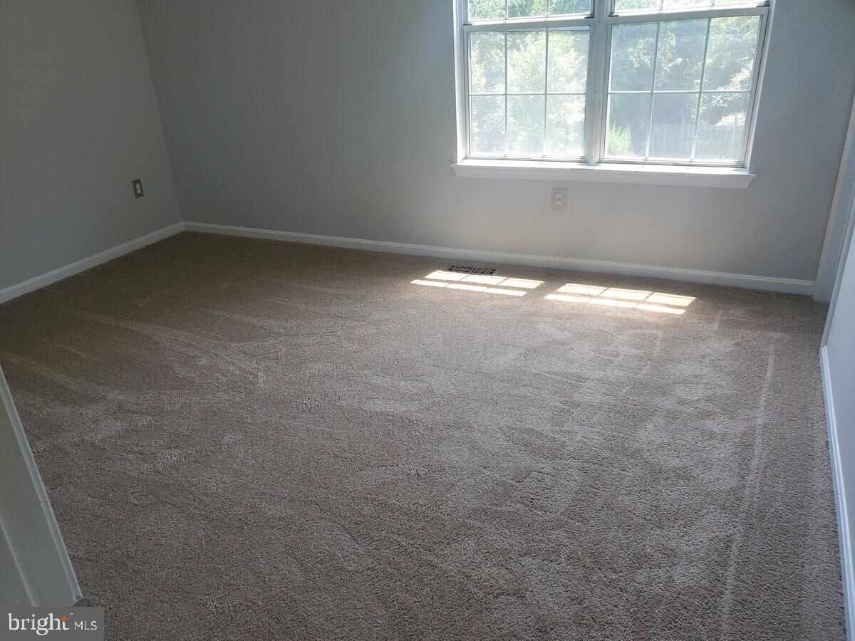 14216 Twig Road Silver Spring, MD 20905 - Photo 17 of 37 Gallery Image 17