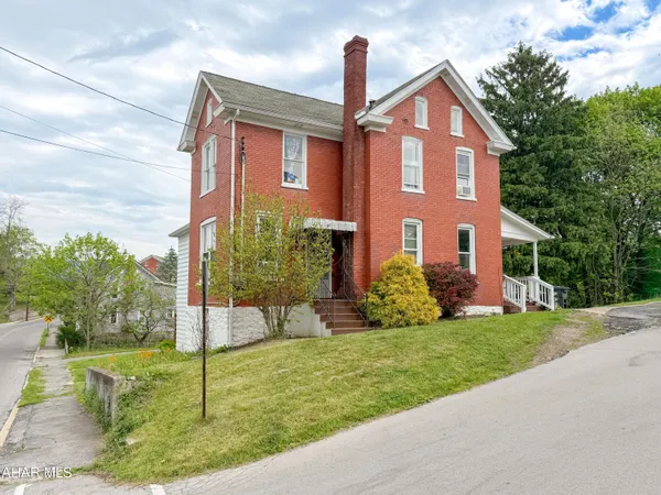 $160,000 | 729 Bloomfield Road, Roaring Spring, PA 16673