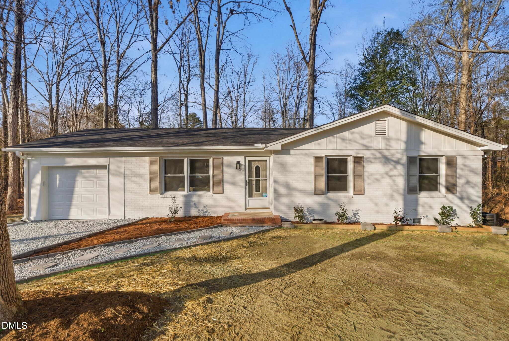 5084 Meadowlark Lane-2 No Grass