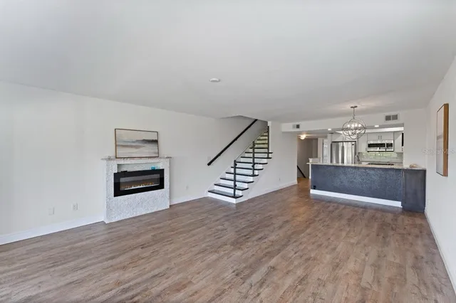 $645,000 | 802 Hidden Harbour Drive, Indian Rocks Beach, FL 33785