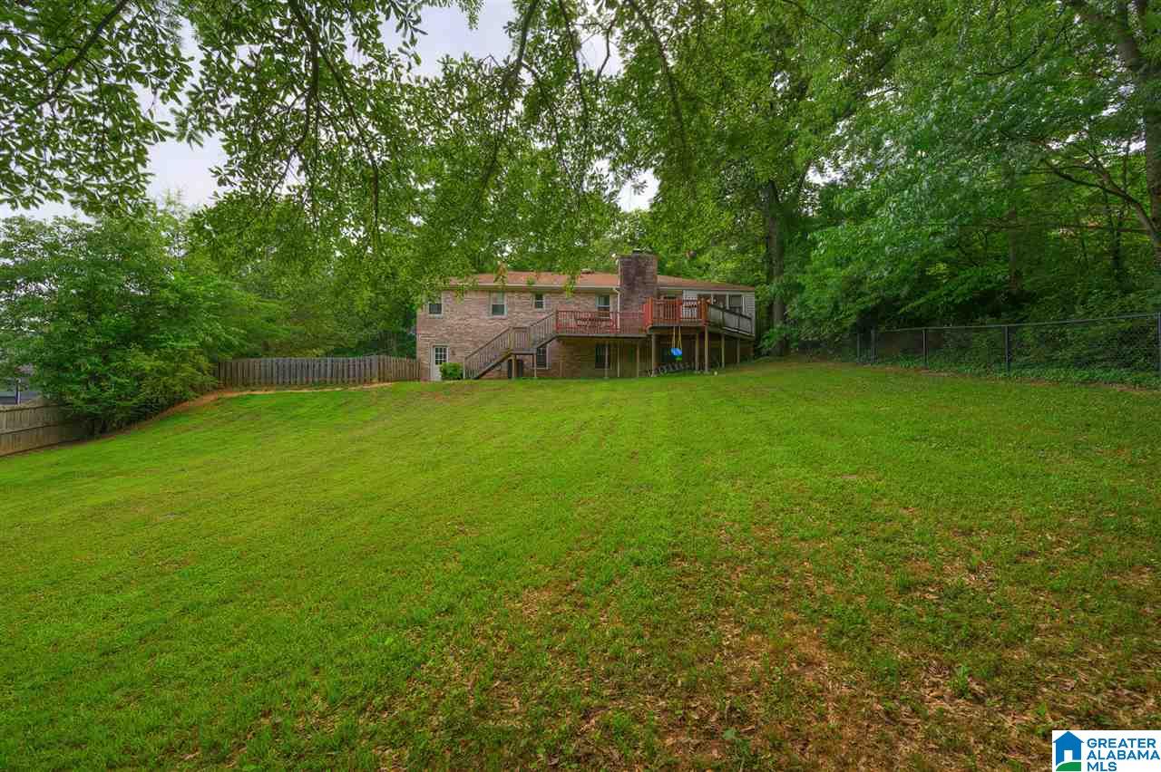 811 Round Hill Road Pelham, AL 35124 - Photo 10 of 33