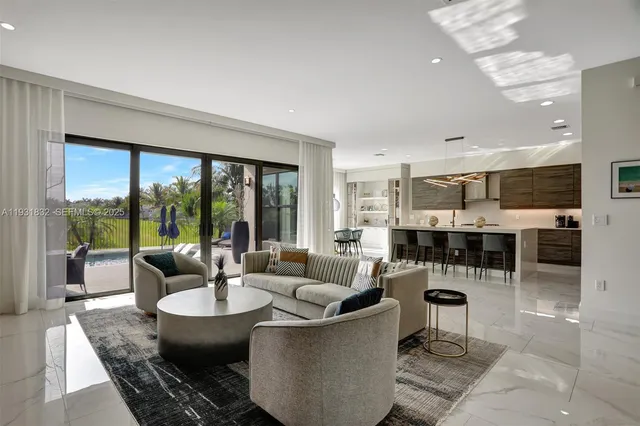 $22,000 | 17113 Aquavera Way, Boca Raton, FL 33496