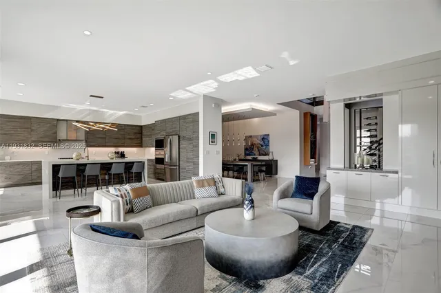 $22,000 | 17113 Aquavera Way, Boca Raton, FL 33496