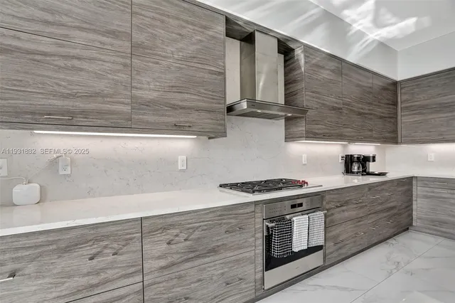 $22,000 | 17113 Aquavera Way, Boca Raton, FL 33496