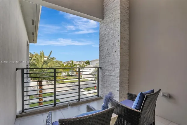 $22,000 | 17113 Aquavera Way, Boca Raton, FL 33496